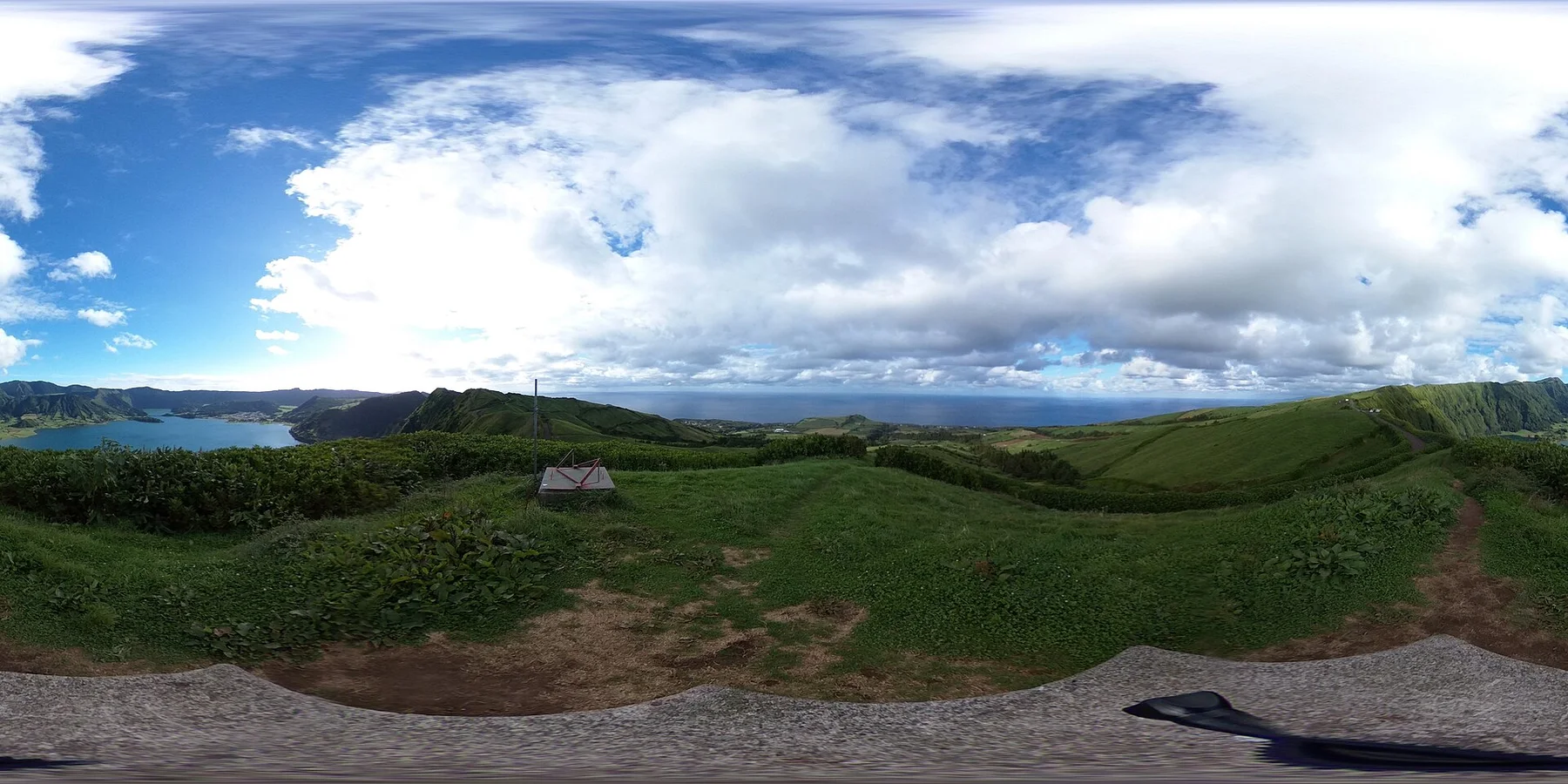 On the crater edge of Lagoa das Sete Cidades, Azores – 360° panorama