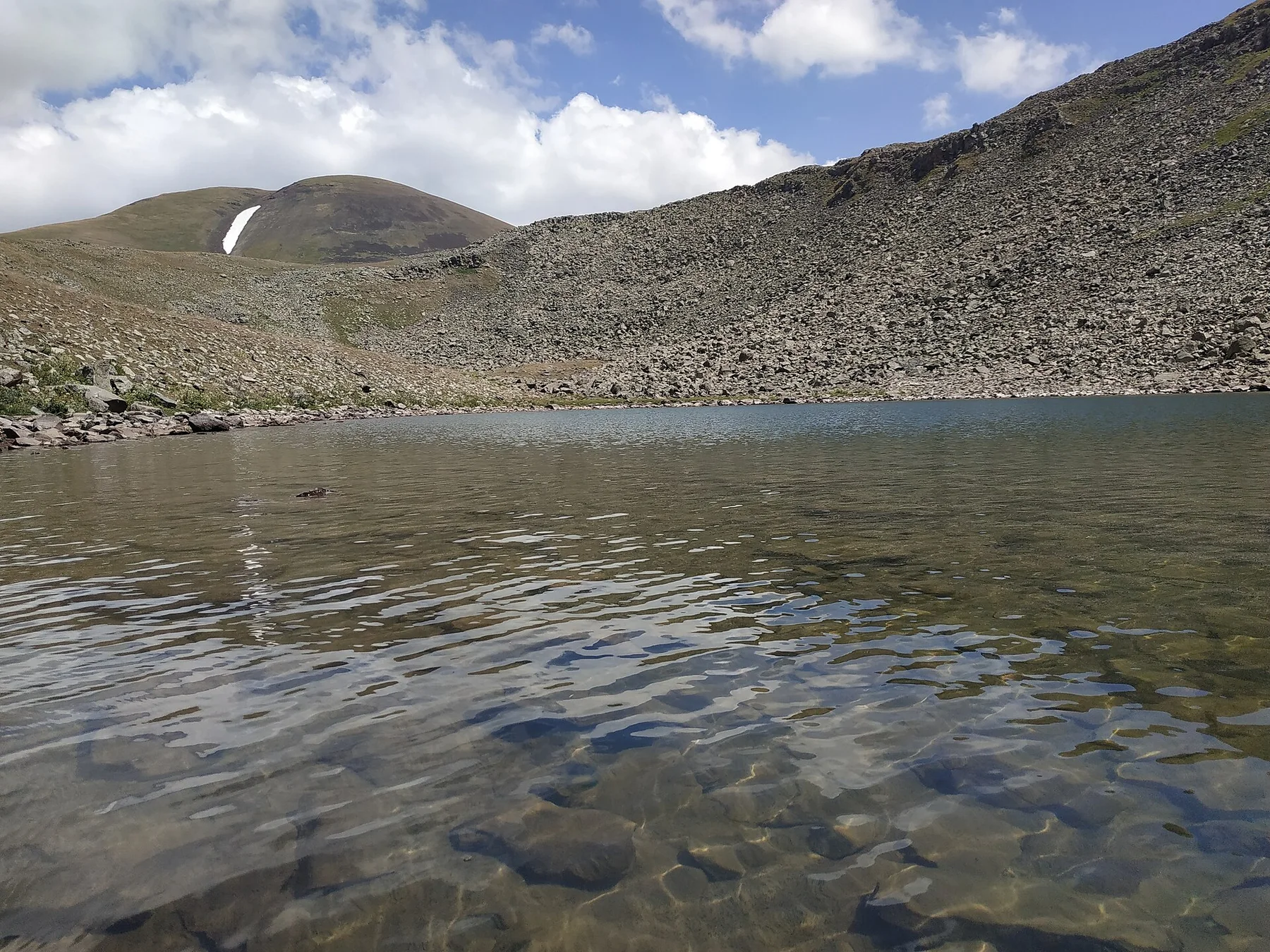 Muntii Geghama — view 5