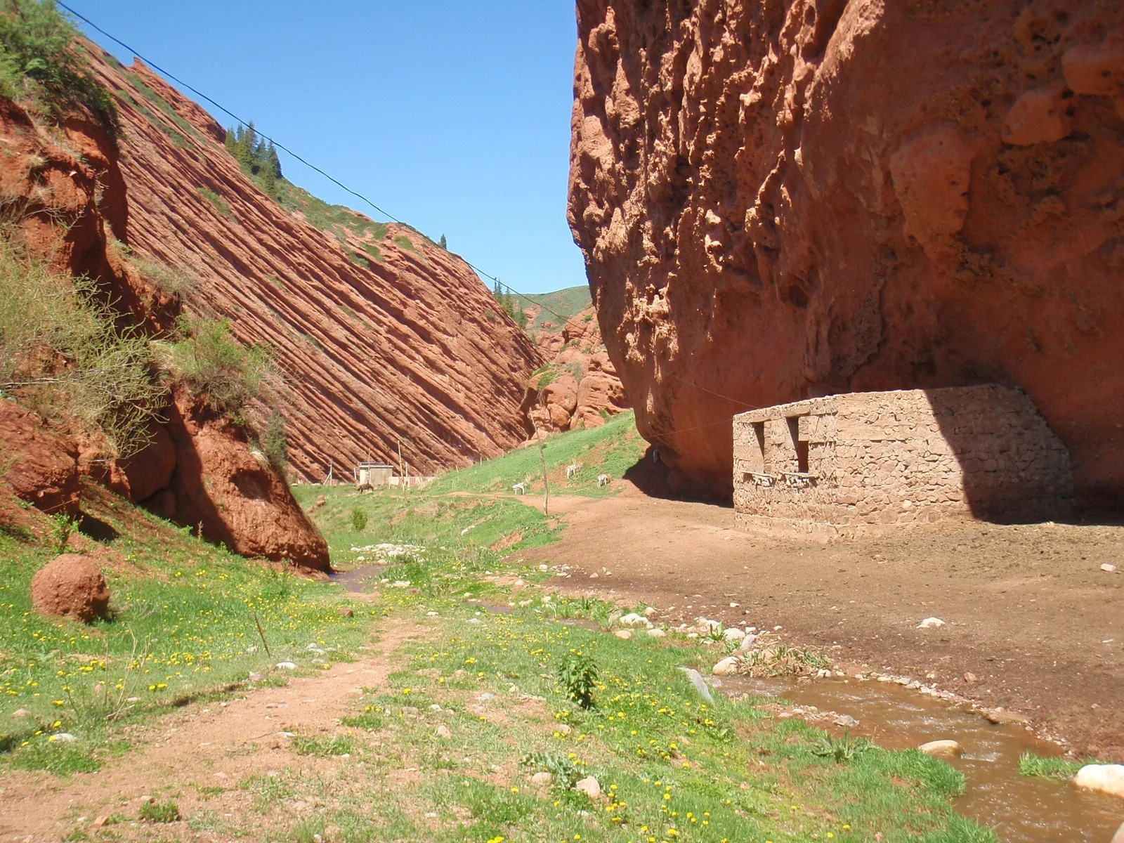 Shepherds Camp- Dragon Gorge - panoramio