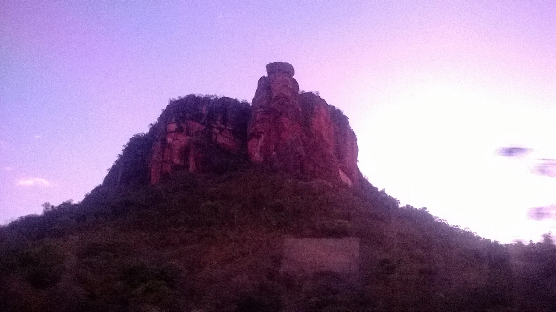 Serra do Roncador ao pôr do sol