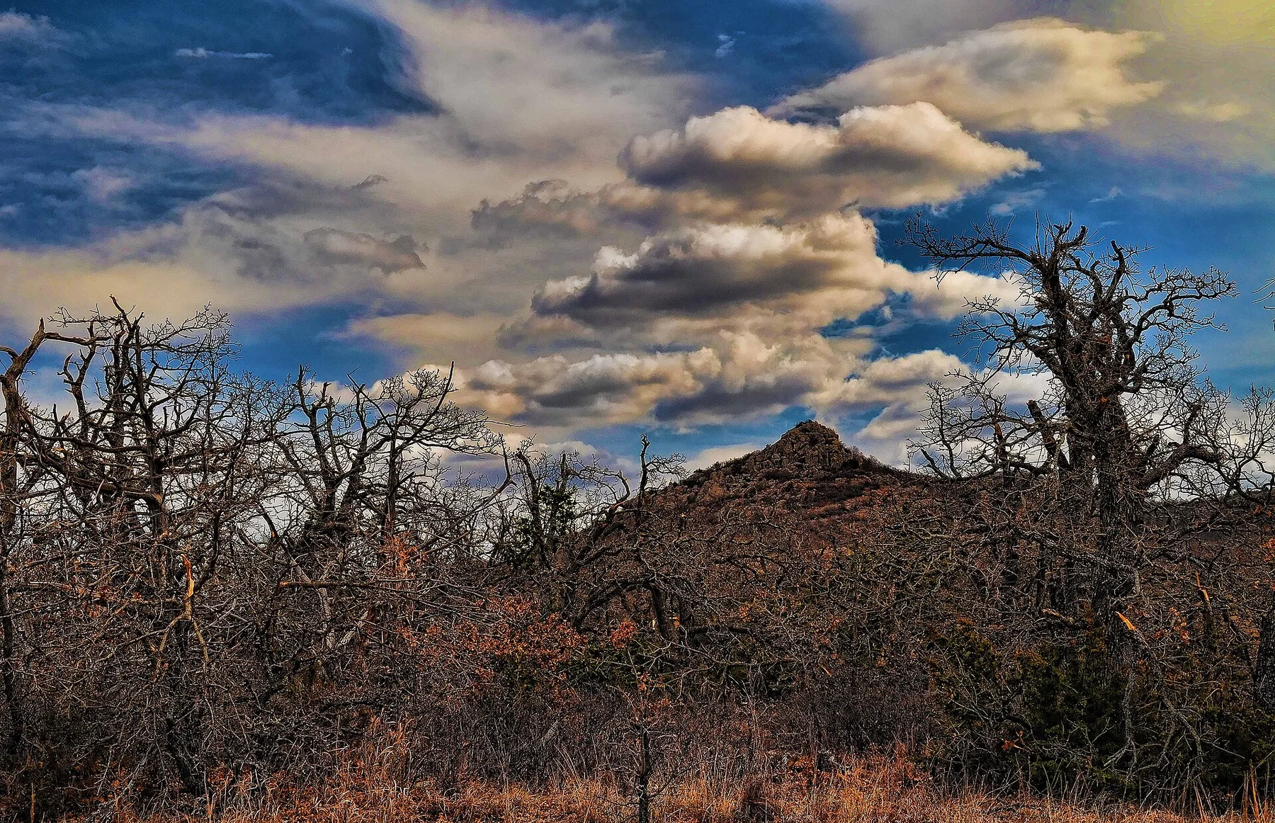 Sunset Peak, Wichita Mountains, Oklahoma - panoramio